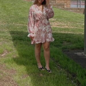 Floral dress worn once